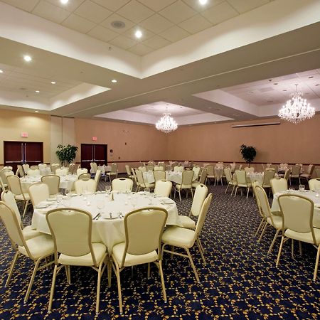 Best Western Plus Ticonderoga Restaurant foto