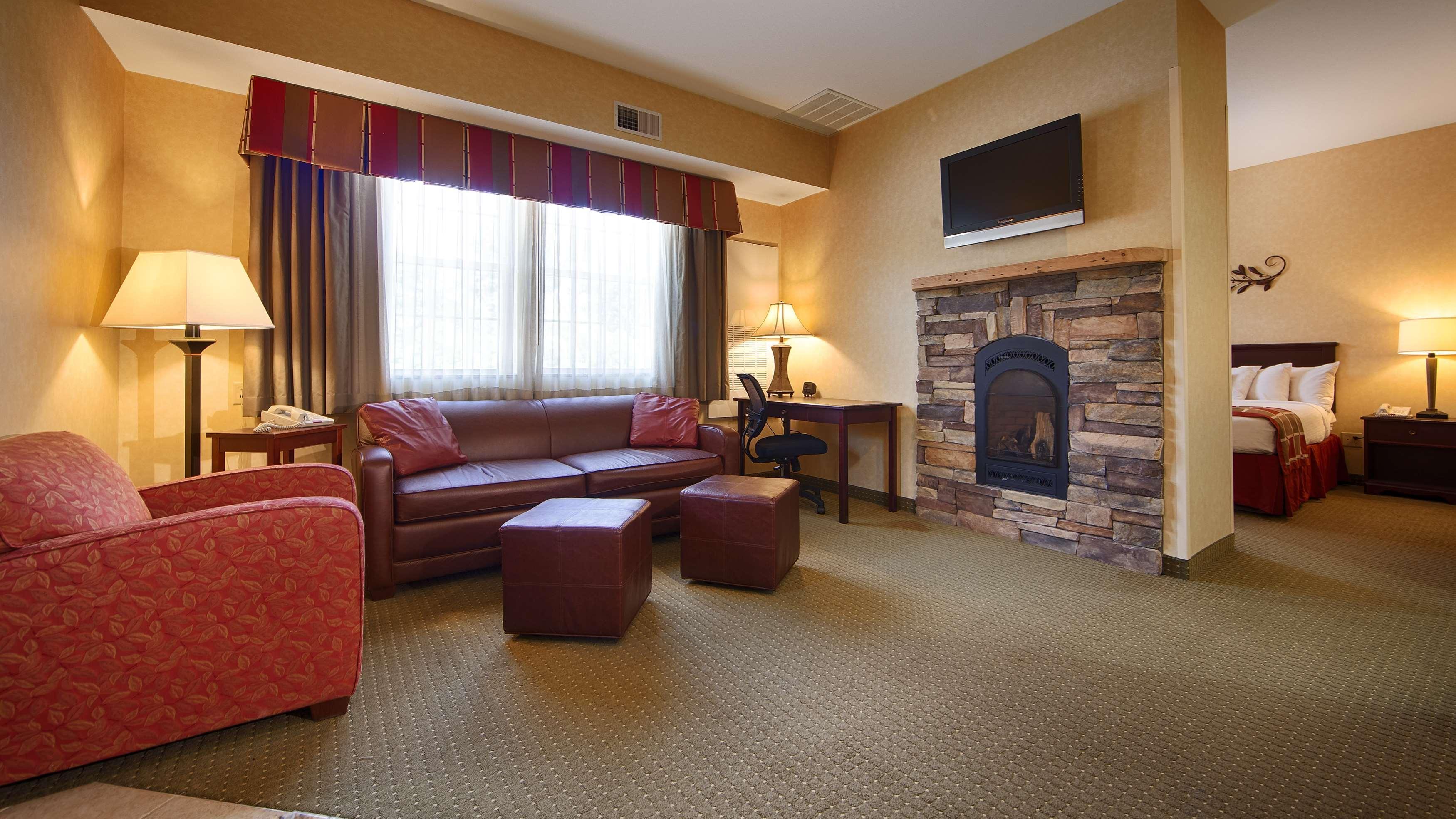Best Western Plus Ticonderoga Exterior foto